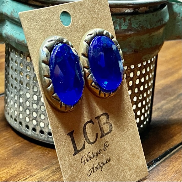 Vintage Silver and Blue Geometric Oval Large Statement Button Earrings - Picture 4 of 8